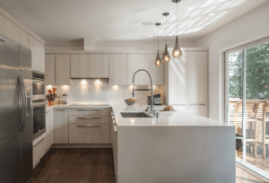 Functional Kitchen Peninsula with Minimalist Design